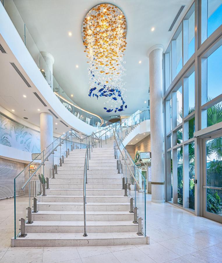 Margaritaville Beach Resort Nassau Exterior photo